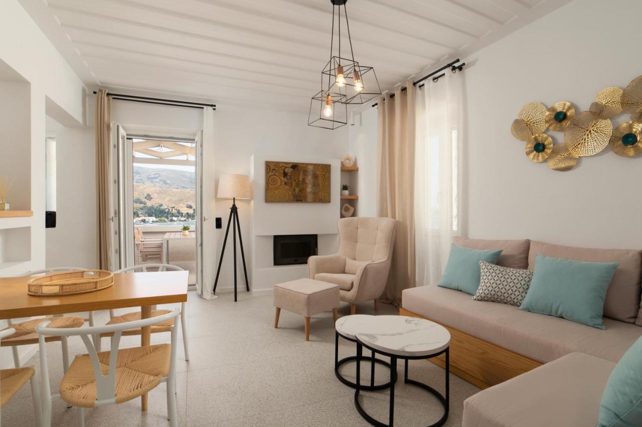Istion Andros Luxury Suites Exteriör bild